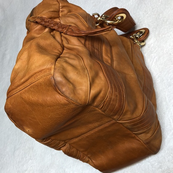 GoldenBleu Leather Large Bag - Picture 6 of 12